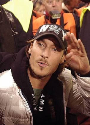 Francesco Totti (AS Rom) grüßt seine Anhänger -  Fußball Herren Serie A 2005 2006, 1. Italienische Liga, AS Rom, Roma Einzelbild Rom