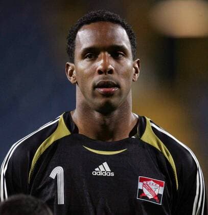 Torwart Shaka Hislop (Trinidad und Tobago) - Nationalhymne -  Fußball Länderspiel Herren Freundschaftsspiel 2006, Test, Testspiel, Nationalmannschaft, Nationalteam, Nationaltrikot Porträt London