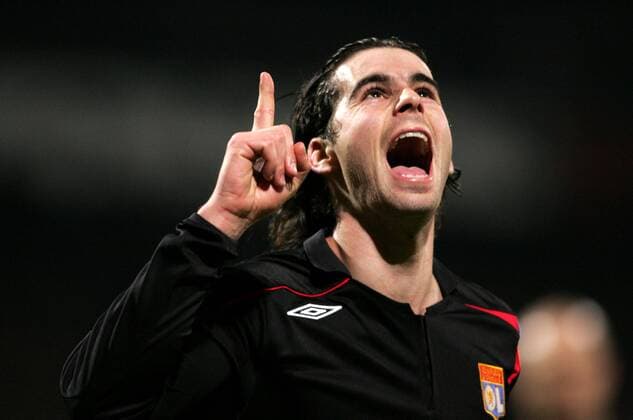 Tiago (Lyon) - Torjubel mit Blick nach oben Fußball EC 1 Herren Champions League 2005 2006, Achtelfinale, Rückspiel, Olympique Lyonnais Einzelbild pan13031 Lyon Glück, Freude, Begeisterung,  