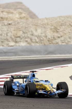 Giancarlo Fisichella (Italien Renault) in seinem Boliden Motorsport Grand Prix Herren Großer Preis von Bahrain 2006, Formel 1 Weltmeisterschaft, F1, F, GP, WM, Freies Training Einzelbild Bahrain International Circuit Manama, Sakhir