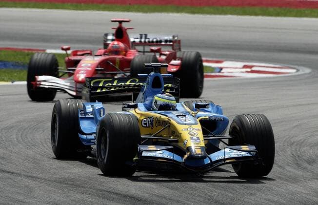 Giancarlo Fisichella (Italien Renault) vor Michael Schumacher (Deutschland Ferrari) Motorsport Grand Prix Herren Großer Preis von Malaysia 2006, Formel 1 Weltmeisterschaft, F1, F, GP, WM, Qualifying Gruppe Sepang Kuala Lumpur