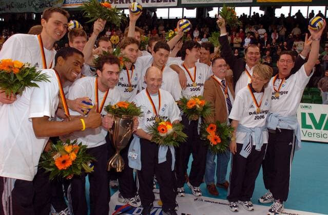 Der VfB Friedrichshafen ist Pokalsieger 2006 Volleyball 1. BL Herren DVV Pokal 2005 2006, Pokalspiel, Pokalfinale, Pokalendspiel, Finale, Endspiel Totale Halle Freude,