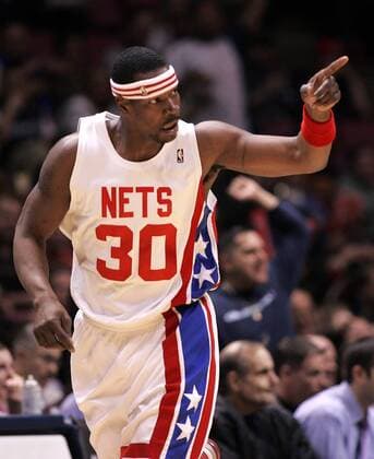 Clifford Robinson (New Jersey Nets) jubelt - (Icon78925906) Basketball Herren NBA 2005 2006, New Jersey Nets Einzelbild East Rutherford EDITORIAL USE ONLY