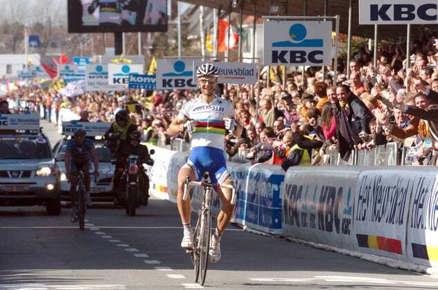 Tom Boonen (Belgien Quick Step Innergetic) kommt als Sieger der Flandernrundfahrt 2006 ins Ziel -  Radsport Herren Flandernrundfahrt 2006, Flandern Rundfahrt, ProTour, Straßenradsport, Straße, Rad Totale Freude,