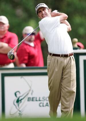 Jose Maria Olazabal (Spanien) schaut seinem Abschlag hinterher - (Icon4882169) Golf Herren BellSouth Classic 2006, TPC at Sugarloaf, PGA Tour, Golfen, Bell South Einzelbild Duluth EDITORIAL USE ONLY