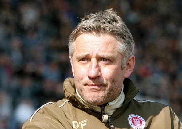 Trainer Andreas Bergmann (St. Pauli) unzufrieden Fußball Herren Regionalliga Nord 2005 2006, 3. Liga, FC St. Pauli Porträt Jena