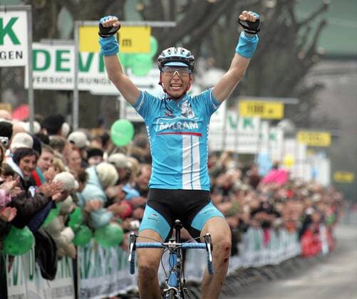 Christian Knees (Deutschland Milram) gewinnt Rund um Köln 2006 Radsport Herren Rund um Köln 2006, Straßenradsport, Straße, Rad Einzelbild Köln Begeisterung, Freude