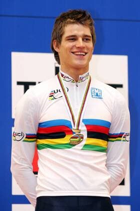 Sprint Weltmeister Theo Bos (Niederlande) während der Siegerehrung -  (pan13698) Radsport WM Herren Weltmeisterschaft 2006, Rad, Bahn, Bahnrad, Bahnradsport, Radrennsport, Einzelbild Bordeaux Freude,  