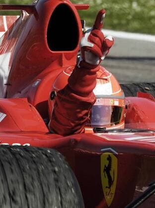 Sieger Michael Schumacher (Deutschland Ferrari) jubelt im Cockpit seines Boliden Motorsport Grand Prix Herren Großer Preis von San Marino 2006, Formel 1 Weltmeisterschaft, F1, F, GP, WM Einzelbild Imola Freude,