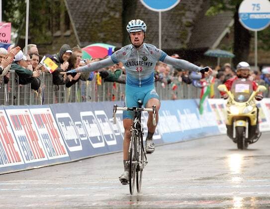 Stefan Schumacher (Deutschland Gerolsteiner) gewinnt die dritte Etappe des Giro Ditalia 2006 von Perwez nach Namur Radsport Herren 89. Giro Ditalia 2006, D Italia, Straßenradsport, Straße, Rad, ProTour Einzelbild 3. Etappe Perwez - Namur