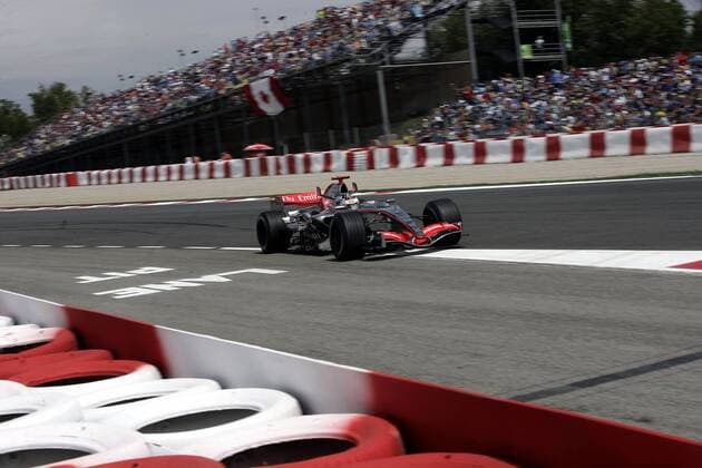 Kimi Räikkönen (Finnland McLaren Mercedes) in seinem Boliden Motorsport Grand Prix Herren Großer Preis von Spanien 2006, Formel 1 Weltmeisterschaft, F1, F, GP, WM, Totale Circuit de Catalunya Barcelona