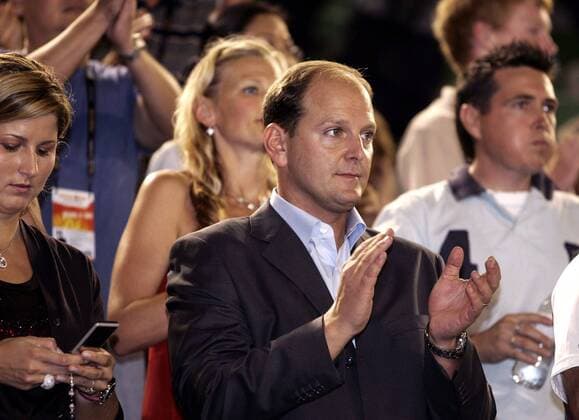 IMG Vize Präsident Tony Godsick (USA) applaudiert Tennis Herren Australian Open 2006, Grand Slam, ATP Tour, Endspiel, Finale Gruppe Melbourne
