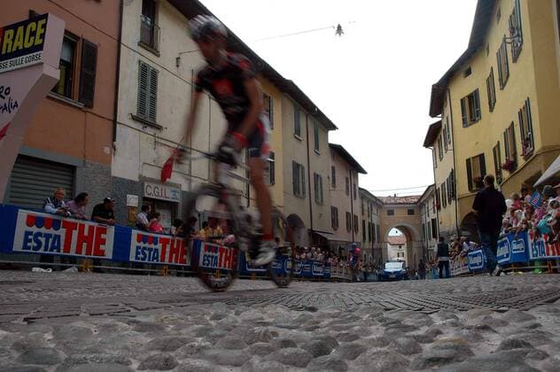 Teilnehmer des Giro d Italia 2006 -  Radsport Herren 89. Giro dItalia 2006, d Italia, ProTour, Straßenradsport, Straße, Rad, Totale 16. Etappe: Rovato - Trento Dynamik,