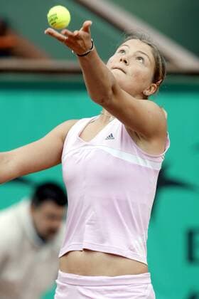 Dinara Safina (Rußland) - Aufschlag Tennis Damen French Open 2006, Grand Slam, WTA Tour Einzelbild Paris Roland Garros
