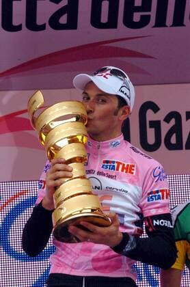 Ivan Basso (Italien CSC) ist Gesamtsieger des Giro 2006 -  Radsport Herren 89. Giro dItalia, d Italia, ProTour, Straßenradsport, Straße, Rad Einzelbild 2006 21. Etappe: Ghisallo - Mailand Freude,