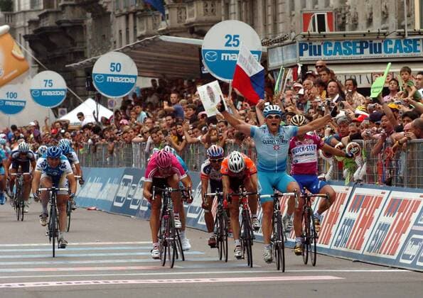Robert Förster (Deutschland Gerolsteiner) gewinnt die Schlussetappe des Giro 2006 -  Radsport Herren 89. Giro dItalia, d Italia, ProTour, Straßenradsport, Straße, Rad Totale 2006 21. Etappe: Ghisallo - Mailand Freude, Begeisterung,