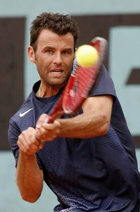 Marc Gicquel (Frankreich) - Rückhand -  (pan14336) Tennis Herren French Open 2006, ATP Tour, Grand Slam Einzelbild Roland Garros Paris Dynamik,  