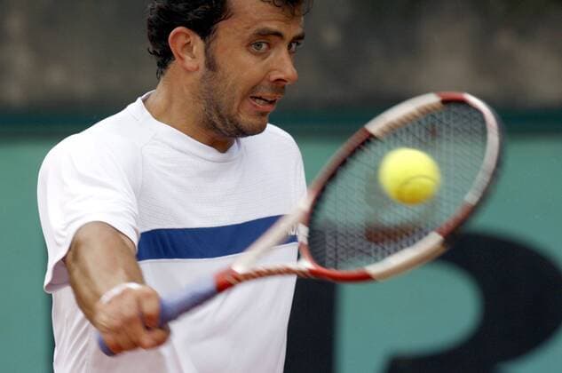 Thierry Ascione (Frankreich) - Rückhand -  (pan14357) Tennis Herren French Open 2006, ATP Tour, Grand Slam Einzelbild Roland Garros Paris  
