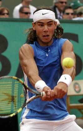 Rafael Nadal (Spanien) - Rückhand -  (par20060603108) Tennis Herren French Open 2006, Grand Slam, ATP Tour Gruppe Roland Garros Paris