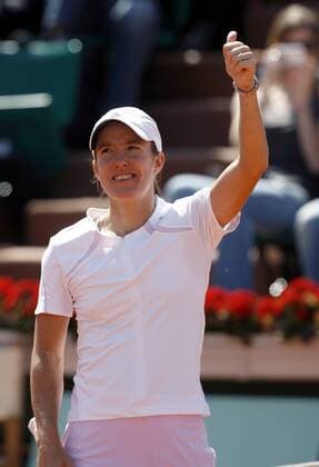 Justine Henin Hardenne (Belgien) - Thumbs Up Tennis Damen French Open 2006, Grand Slam, WTA Tour Einzelbild Roland Garros Paris Freude,