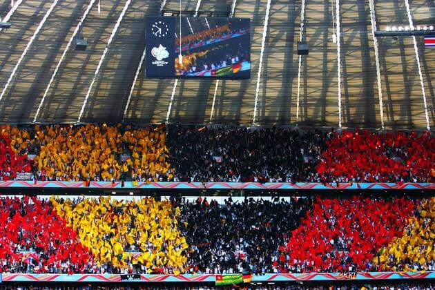 Schwarz Rot Gold auf den Rängen bei der Eröffnungsfeier der WM 2006 Fußball WM Herren Weltmeisterschaft 2006, Eröffnungsfeier, Eröffnung, Zeremonie, Feier Totale München