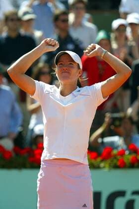 Justine Henin Hardenne (Belgien) jubelt über den Gewinn der French Open 2006 -  (pan14510) Tennis Damen French Open 2006, Grand Slam, WTA Tour, Finale, Endspiel, Einzelbild Roland Garros Paris Freude,  