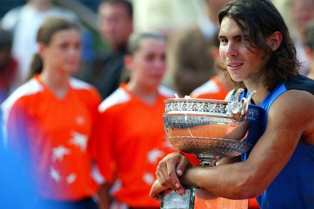 Rafael Nadal (Spanien) - Sieger der French Open 2006 - mit der Trophäe -  (pan14541) Tennis Herren French Open 2006, Grand Slam, ATP Tour Einzelbild Finale, Endspiel Paris Roland Garros  