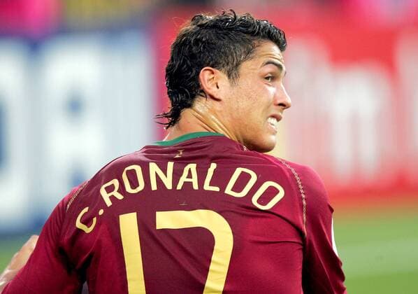 Cristiano Ronaldo (Portugal) Fußball WM Herren WM 2006, Länderspiel, Nationalteam, Gruppe D, Nationaltrikot Einzelbild Köln Fußball WM Herren WM 2006, Länderspiel, Nationalteam, Gruppe D, Nationaltrikot Einzelbild Köln