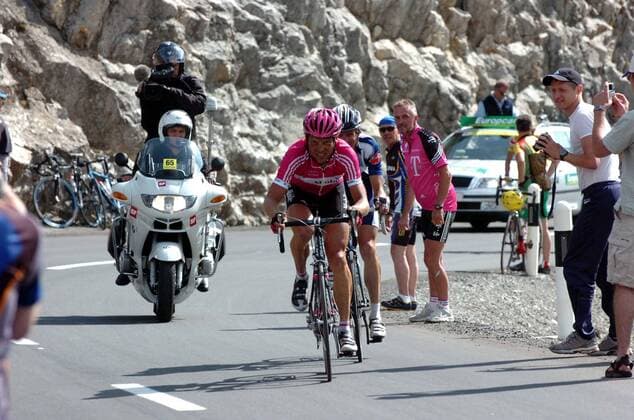 Jan Ullrich (Deutschland T Mobile) - Anstieg -  Radsport Herren Tour de Suisse 2006, ProTour, Straßenradsport, Straße, Rad, Gruppe 6. Etappe: Fiesch - La Punt Anstrengung, Radsport Herren Tour de Suisse 2006, ProTour, Straßenradsport, Straße, Rad, Gruppe 6. Etappe: Fiesch - La Punt Anstrengung,