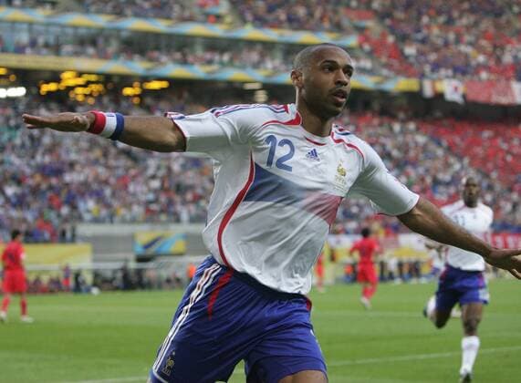 Thierry Henry (Frankreich) - Torjubel - Fußball WM Herren WM 2006, Länderspiel, Nationalteam, Nationaltrikot, Gruppe G Einzelbild Leipzig Freude, Fußball WM Herren WM 2006, Länderspiel, Nationalteam, Nationaltrikot, Gruppe G Einzelbild Leipzig Freude,