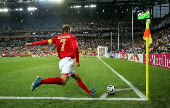 David Beckham (England) - Eckstoß Fußball WM Herren WM 2006, Länderspiel, Nationalteam, Gruppe B, Nationaltrikot Totale Worldcup Stadium, World Cup, Köln Dynamik, Fußball WM Herren WM 2006, Länderspiel, Nationalteam, Gruppe B, Nationaltrikot Totale Worldcup Stadium, World Cup, Köln Dynamik,