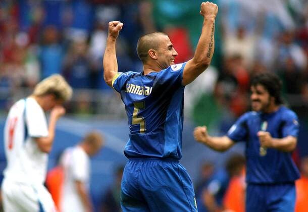 Fabio Cannavaro (Italien) - Torjubel - Fußball WM Herren WM 2006, Länderspiel, Nationalteam, Gruppe E, Nationaltrikot, Italien - Tschechien 2:0 Einzelbild Hamburg Freude, Fußball WM Herren WM 2006, Länderspiel, Nationalteam, Gruppe E, Nationaltrikot, Italien - Tschechien 2:0 Einzelbild Hamburg Freude,