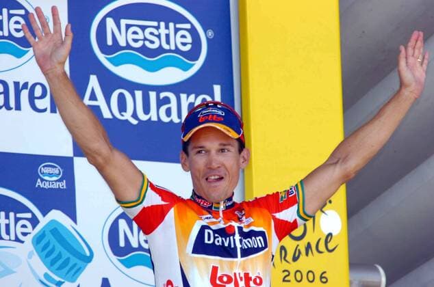 Robbie McEwen (Australien Davitamon Lotto) gewinnt die zweite Etappe der Tour de France 2006 -  Radsport Herren 93. Tour de France 2006, ProTour, Straßenradsport, Straße, Rad, Vdig Einzelbild 2. Etappe: Obernai - Esch sur Alzette Freude, Radsport Herren 93. Tour de France 2006, ProTour, Straßenradsport, Straße, Rad, Vdig Einzelbild 2. Etappe: Obernai - Esch sur Alzette Freude,