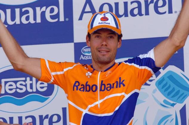 Oscar Freire Gomez (Spanien Rabobank) jubelt über den Etappensieg beim fünften Teilstück der Tour de France 2006 -  Radsport Herren 93. Tour de France 2006, ProTour, Straßenradsport, Straße, Rad Einzelbild 5. Etappe: Beauvais - Caen Freude, Radsport Herren 93. Tour de France 2006, ProTour, Straßenradsport, Straße, Rad Einzelbild 5. Etappe: Beauvais - Caen Freude,