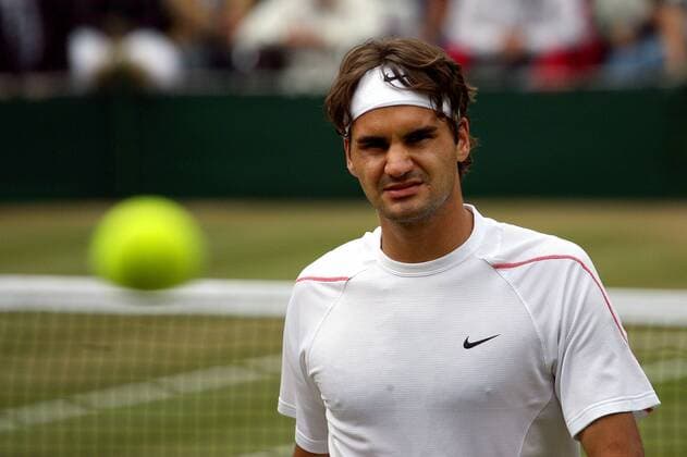 Roger Federer (Schweiz) skeptisch Tennis Herren All England Championships 2006, ATP Tour, Grand Slam, Einzelbild Wimbledon Halbfinale, London Skepsis, Tennis Herren All England Championships 2006, ATP Tour, Grand Slam, Einzelbild Wimbledon Halbfinale, London Skepsis,