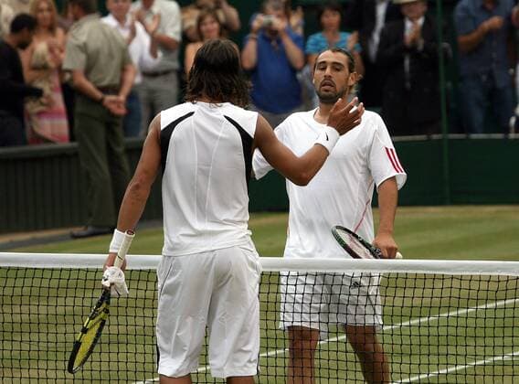 Marcos Baghdatis (Zypern, re.) und Rafael Nadal (Spanien) - Shakehands Tennis Herren All England Championships 2006, ATP Tour, Grand Slam, Rasen, Rasenplatz, Rasentennis, Rasenturnier, Gruppe Wimbledon Halbfinale, London Tennis Herren All England Championships 2006, ATP Tour, Grand Slam, Rasen, Rasenplatz, Rasentennis, Rasenturnier, Gruppe Wimbledon Halbfinale, London
