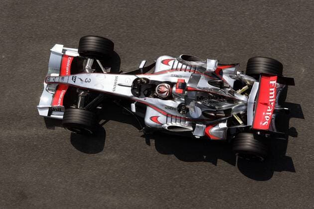 Kimi Räikkönen (Finnland McLaren Mercedes) in seinem Boliden Motorsport Grand Prix Herren Großer Preis von Frankreich 2006, Formel 1 Weltmeisterschaft, F1, F, GP, WM, Freies Training Einzelbild Magny Cours Motorsport Grand Prix Herren Großer Preis von Frankreich 2006, Formel 1 Weltmeisterschaft, F1, F, GP, WM, Freies Training Einzelbild Magny Cours