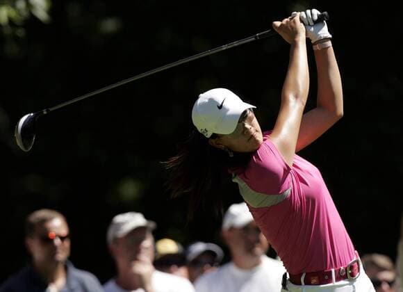 Michelle Wie (USA) schaut ihrem Abschlag hinterher -  (sil2006071406) Golf Damen John Deere Classic 2006, Classics, LPGA Tour, Einzelbild Silvis Dynamik, Golf Damen John Deere Classic 2006, Classics, LPGA Tour, Einzelbild Silvis Dynamik,