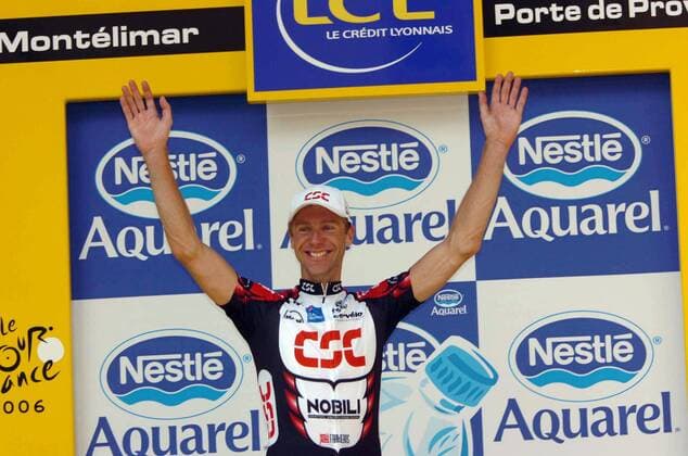 Jens Voigt (Deutschland CSC) gewinnt die 13. Etappe der Tour de France 2006 - Radsport Herren 93. Tour de France 2006, ProTour, Straßenradsport, Straße, Rad Einzelbild 13. Etappe Beziers - Montelimar Freude, Begeisterung, Radsport Herren 93. Tour de France 2006, ProTour, Straßenradsport, Straße, Rad Einzelbild 13. Etappe Beziers - Montelimar Freude, Begeisterung,