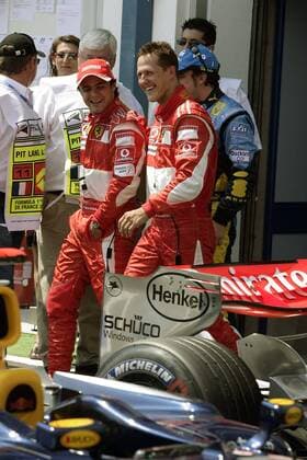 Michael Schumacher (Deutschland, re.) holt sich die Pole Position und steht gemeinsam mit Teamkollege Felipe Massa (Brasilien beide Ferrari) in Startreihe Eins beim GP von Frankreich 2006 Motorsport Grand Prix Herren Großer Preis von Frankreich 2006, Formel 1 Weltmeisterschaft, F1, F, GP, WM, Qualifying Gruppe Magny Cours Freude, Motorsport Grand Prix Herren Großer Preis von Frankreich 2006, Formel 1 Weltmeisterschaft, F1, F, GP, WM, Qualifying Gruppe Magny Cours Freude,