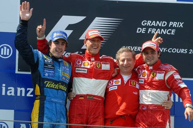 Siegerehrung beim GP von Frankreich 2006, v.li.: Fernando Alonso (Spanien Renault), Sieger Michael Schumacher (Deutschland), Teamchef Jean Todt (Frankreich) und Felipe Massa (Brasilien alle Ferrari) - Motorsport Herren Großer Preis von Frankreich 2006, Formel 1, Weltmeisterschaft, F1, F, GP, WM Gruppe Magny Cours Freude, Motorsport Herren Großer Preis von Frankreich 2006, Formel 1, Weltmeisterschaft, F1, F, GP, WM Gruppe Magny Cours Freude,