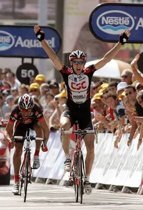 Jens Voigt (Deutschland CSC) gewinnt die 13. Etappe der Tour de France 2006 vor Oscar Pereiro Sio (Spanien Caisse d Epargne - Illes Balears) Radsport Herren Tour de France 2006, ProTour, Straßenradsport, Straße, Rad Gruppe 13. Etappe: Beziers - Montelimar Freude, Begeisterung, Radsport Herren Tour de France 2006, ProTour, Straßenradsport, Straße, Rad Gruppe 13. Etappe: Beziers - Montelimar Freude, Begeisterung,
