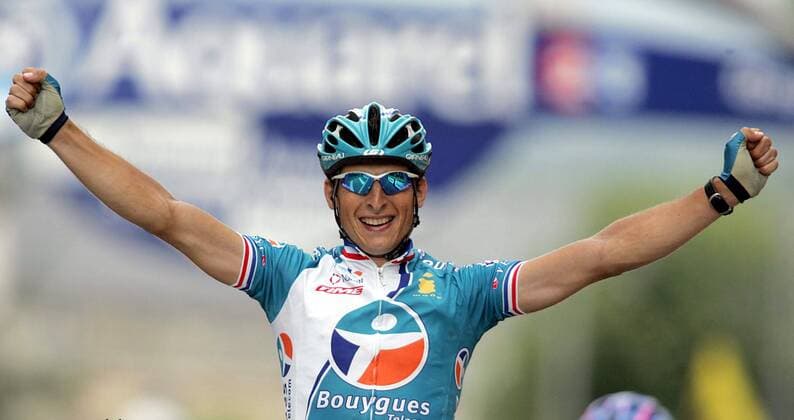 Pierrick Fedrigo (Frankreich Bouygues Telecom) gewinnt die 14. Etappe der Tour de France 2006 Radsport Herren Tour de France 2006, ProTour, Straßenradsport, Straße, Rad Einzelbild 14. Etappe: Montelimar - Gap Freude, Begeisterung, Radsport Herren Tour de France 2006, ProTour, Straßenradsport, Straße, Rad Einzelbild 14. Etappe: Montelimar - Gap Freude, Begeisterung,