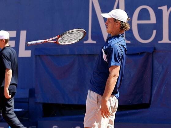 Sebastian Rieschick (Deutschland) kann seinen Tennisschläger scheinbar schweben lassen Tennis Herren Mercedes Cup 2006, ATP Tour, Weißenhof, Vdig Einzelbild Weissenhof Stuttgart Tennis Herren Mercedes Cup 2006, ATP Tour, Weißenhof, Vdig Einzelbild Weissenhof Stuttgart