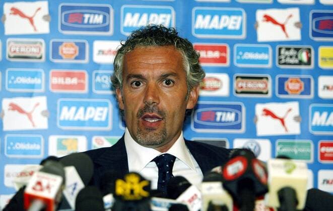Der neue Nationaltrainer Roberto Donadoni (Italien) während des Pressetermins -  Fußball Herren Nationalteam 2006, Vdig Porträt Rom Fußball Herren Nationalteam 2006, Vdig Porträt Rom