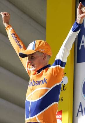Mickael Rasmussen (Dänemark Rabobank) gewinnt die 16. Etappe der Tour de France 2006 Radsport Herren 93. Tour de France 2006, ProTour, Straßenradsport, Straße, Rad, d Oisans, Les Sybelles Einzelbild 16. Etappe: Bourg dOisans - La Toussuire Freude, Radsport Herren 93. Tour de France 2006, ProTour, Straßenradsport, Straße, Rad, d Oisans, Les Sybelles Einzelbild 16. Etappe: Bourg dOisans - La Toussuire Freude,
