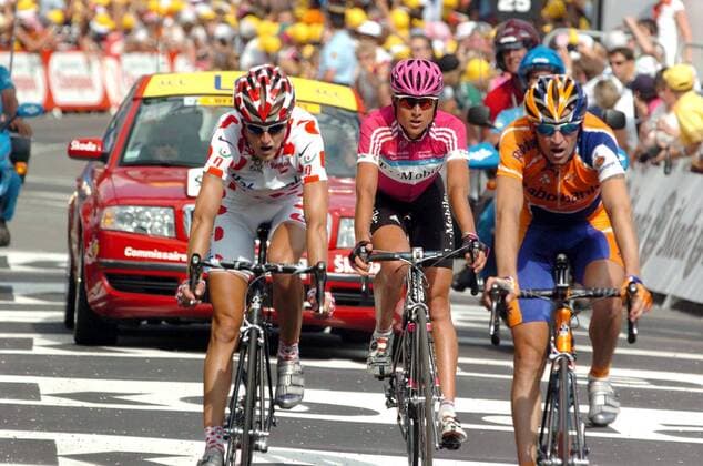 Bergankunft, v.li.: Mickael Rasmussen (Dänemark Rabobank), Patrik Sinkewitz (Deutschland T Mobile) und Denis Menchov (Rußland Rabobank) -  Radsport Herren 93. Tour de France 2006, ProTour, Straßenradsport, Straße, Rad Gruppe 17. Etappe: Saint Jean de Maurienne - Morzine Radsport Herren 93. Tour de France 2006, ProTour, Straßenradsport, Straße, Rad Gruppe 17. Etappe: Saint Jean de Maurienne - Morzine