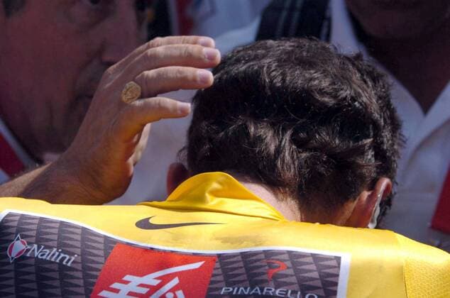 Oscar Pereiro Sio (Spanien Caisse d Epargne - Illes Balears) enttäuscht -  Radsport Herren 93. Tour de France, ProTour, Straßenradsport, Straße, Rad, Zeitfahren, Einzelzeitfahren Porträt 2006 19. Etappe: Le Creusot - Montceau les Mines Enttäuschung, Radsport Herren 93. Tour de France, ProTour, Straßenradsport, Straße, Rad, Zeitfahren, Einzelzeitfahren Porträt 2006 19. Etappe: Le Creusot - Montceau les Mines Enttäuschung,