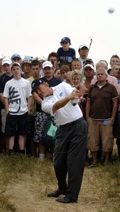 Ernie Els (Südafrika) - Schlag aus dem Rough -  (LON2006072226) Golf Herren British Open Championship 2006, PGA Tour, Gruppe Hoylake Golf Herren British Open Championship 2006, PGA Tour, Gruppe Hoylake