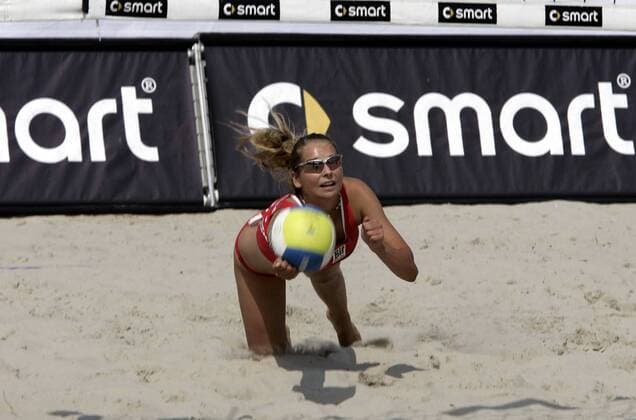 Anni Schumacher (Deutschland) - Hechtbagger Beachvolleyball Damen Smart Beach Tour 2006, Beach Einzelbild St. Peter Ording Dynamik, Beachvolleyball Damen Smart Beach Tour 2006, Beach Einzelbild St. Peter Ording Dynamik,